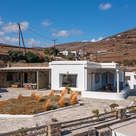 アギオス・ソスティス Andrea'S Tinos Houseヴィラ エクステリア 写真